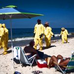 oil spills near popular tourist destinations
